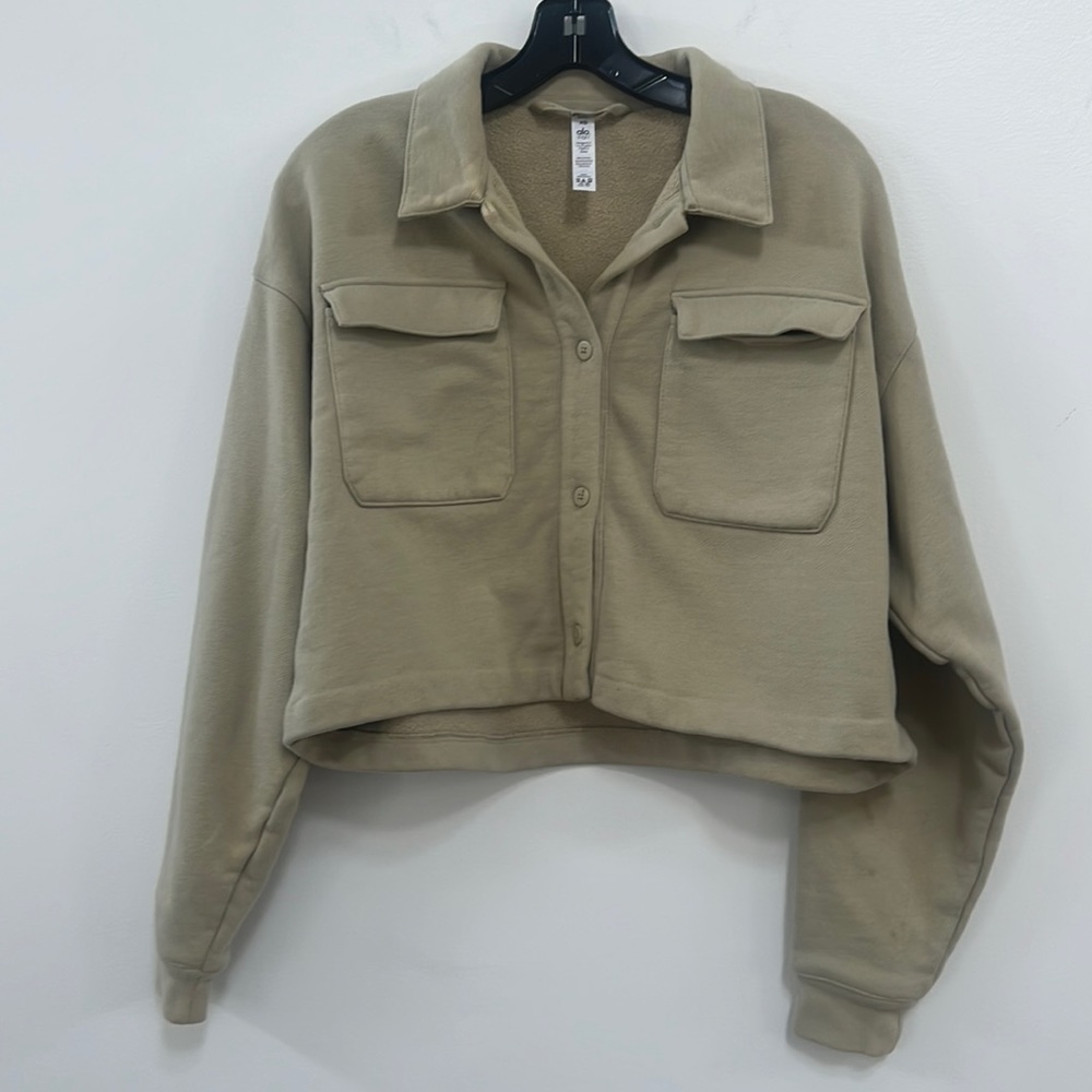 Alo Renown Cropped Button-Up Pullover